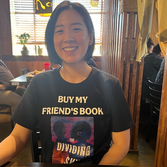 Meet your Posher, Crystal - Picture 2 of 2